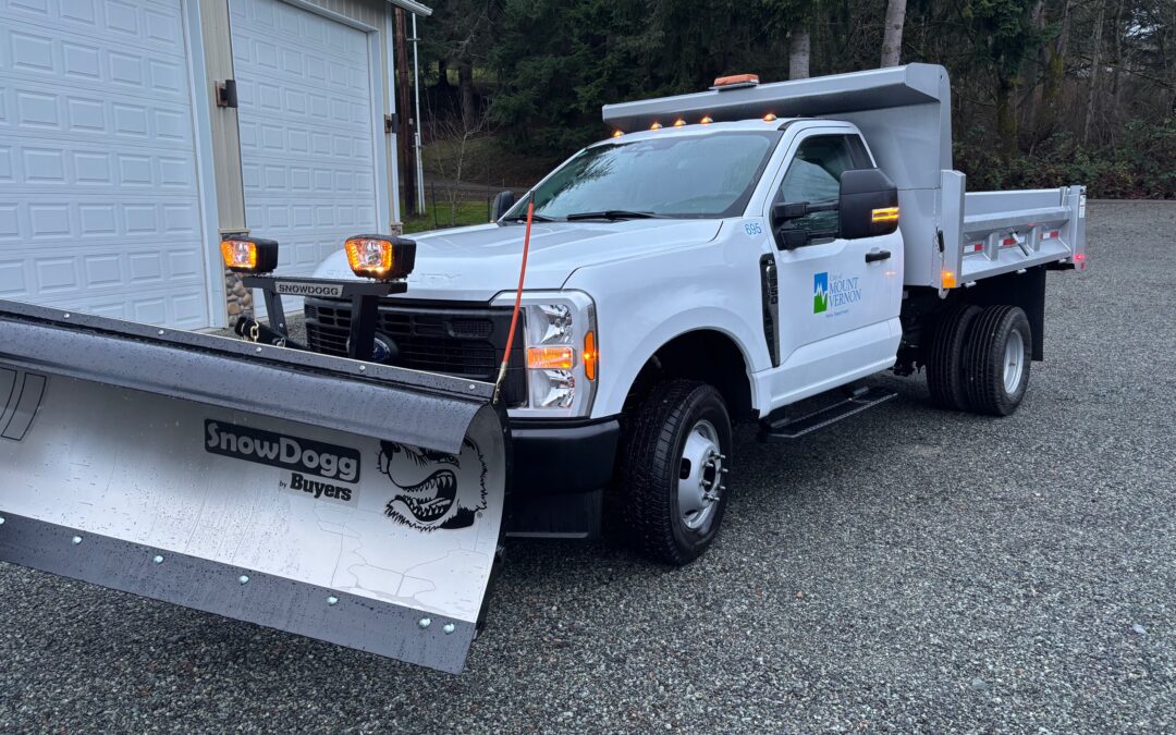 Dumping Body with Snow Plow for City of Mt Vernon