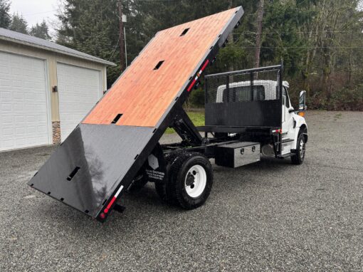 Split Lumber Deck with Stationary Headboard for Dealership